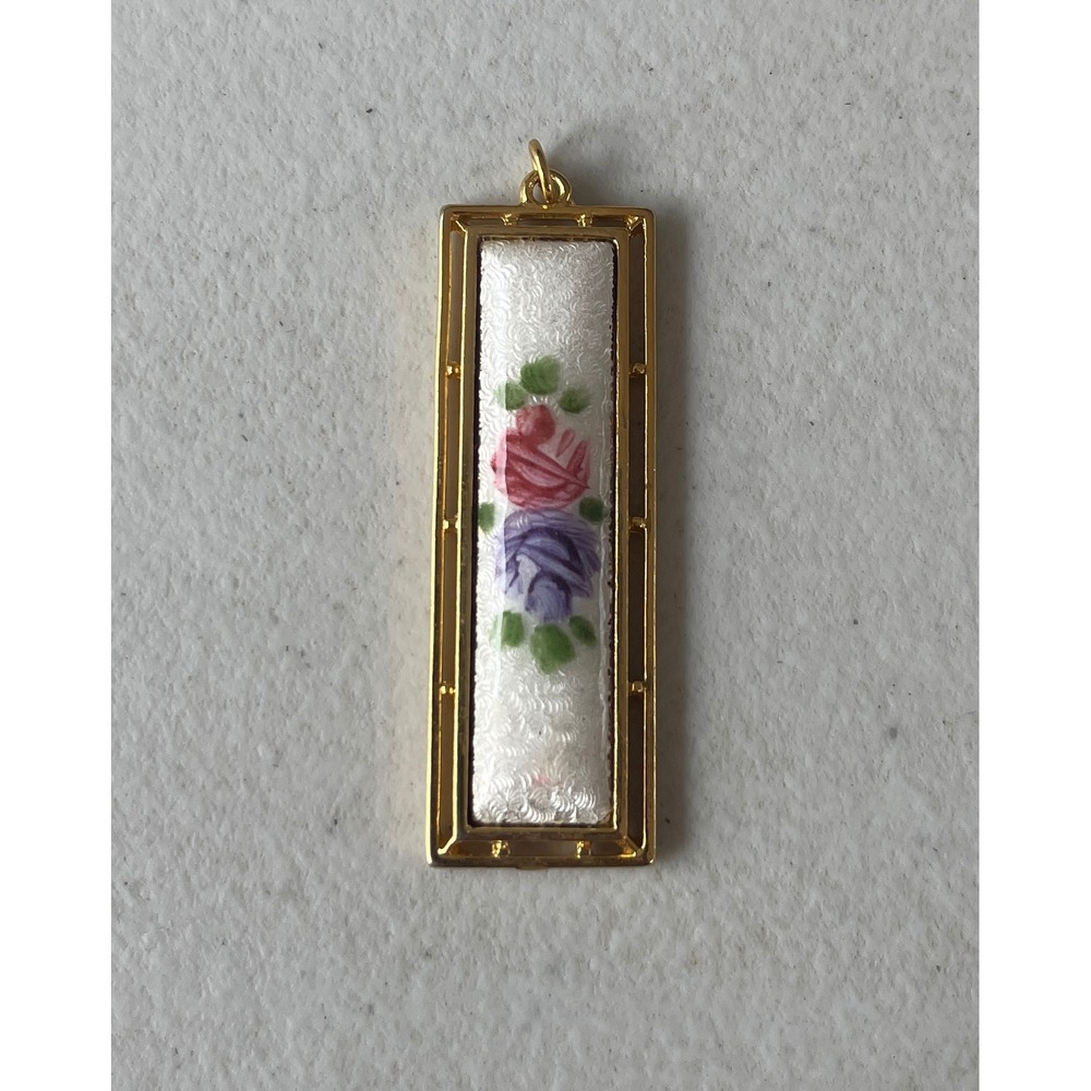 Vintage Gold Tone Rectangular Floral Rose Fabric Inset Pendant Necklace Charm